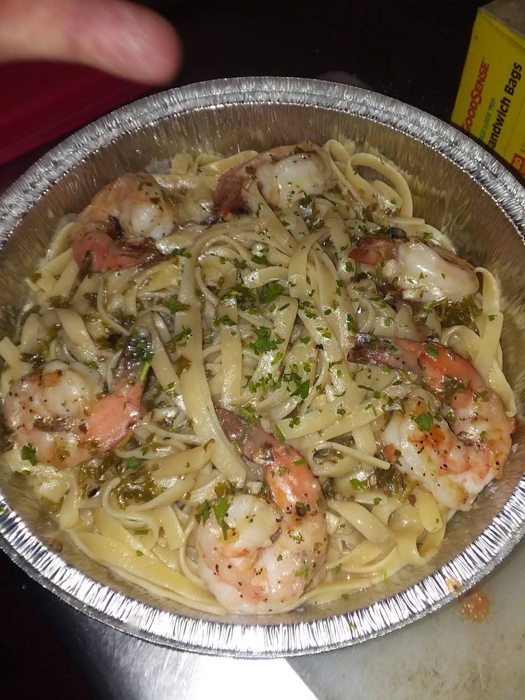 A Bronx Tale Pizzeria | restaurant | 121 S 3rd St, Lantana, FL 33462, USA | 5612029111 OR +1 561-202-9111