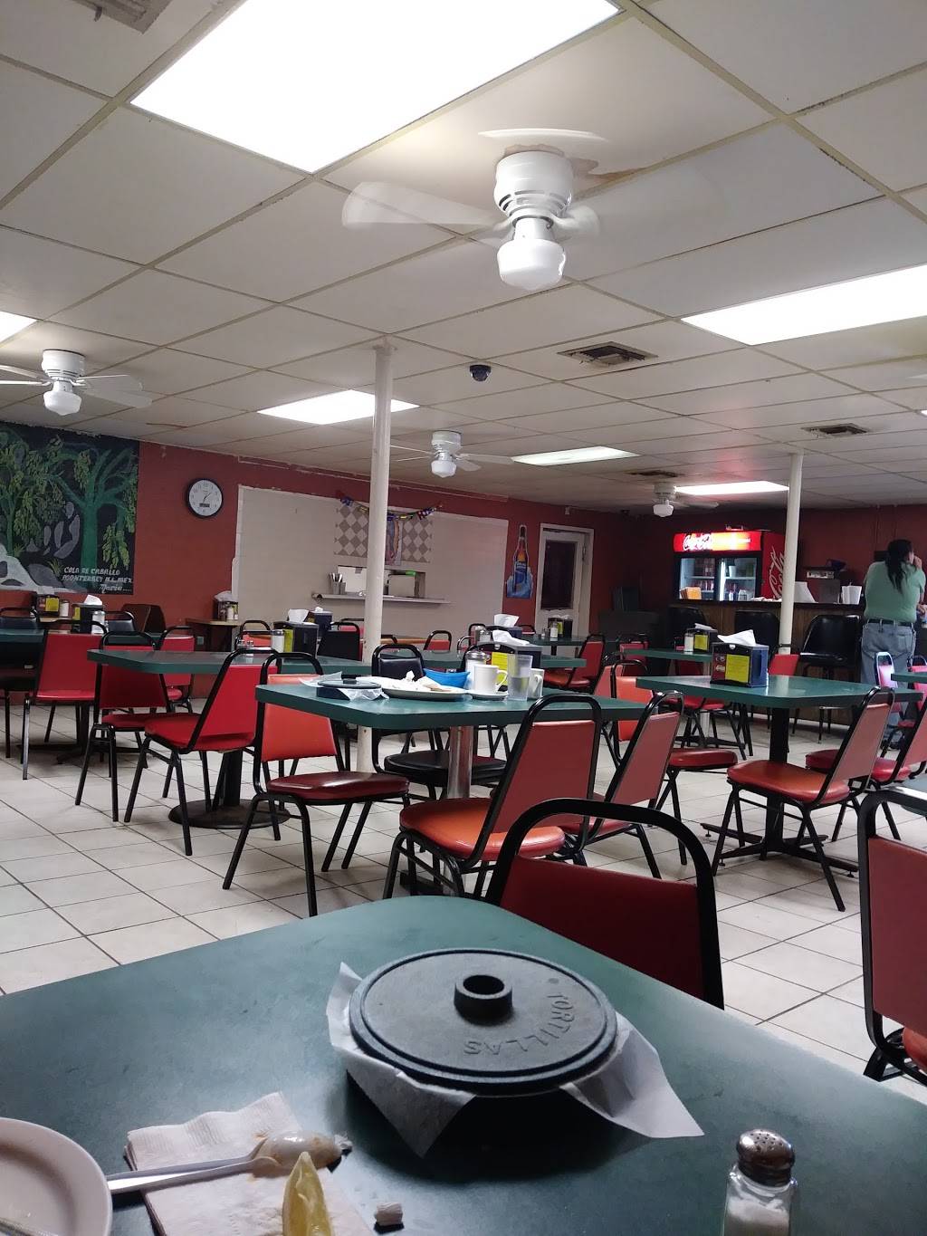 Las Delicias Tacos #2 | restaurant | 1901 W Commerce St, San Antonio, TX 78207, USA | 2102231800 OR +1 210-223-1800