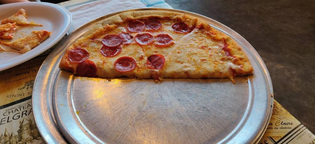 Giovannas Pizzaria | restaurant | 614 16th St, Phenix City, AL 36867, USA | 3347320804 OR +1 334-732-0804