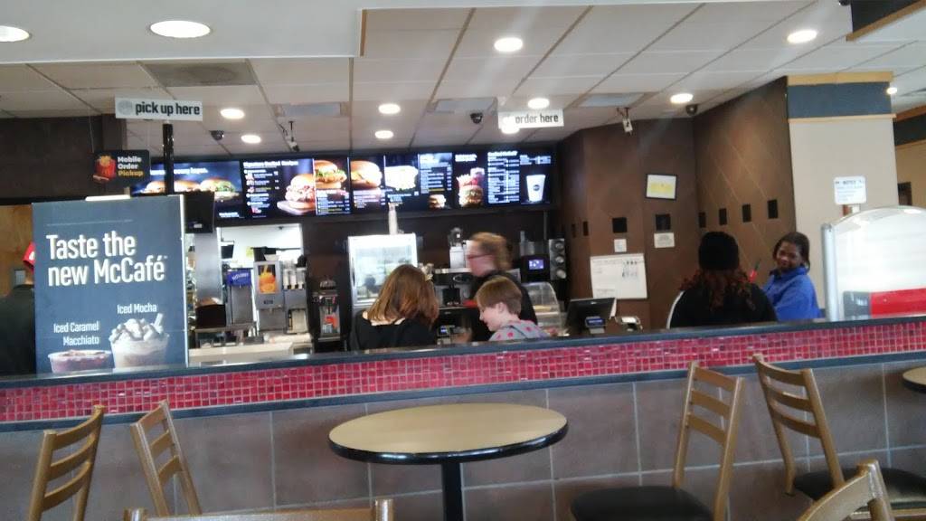McDonalds | cafe | 16 Ecorse Rd, Ypsilanti, MI 48198, USA | 7344858416 OR +1 734-485-8416