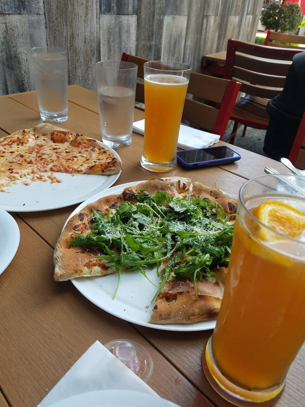 Red Oven Pizza Bakery | bakery | 6000 Universal Blvd, Orlando, FL 32819, USA | 4072243663 OR +1 407-224-3663