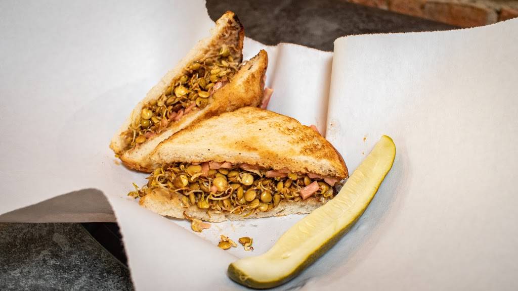 The Broadway Deli & Lounge | restaurant | 316 SW Washington St, Peoria, IL 61602, USA | 3094319708 OR +1 309-431-9708