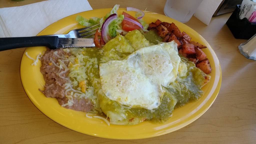 Tacos Chinampa Yarbrough | restaurant | 800 N Yarbrough Dr suite g & h, El Paso, TX 79915, USA | 9152571444 OR +1 915-257-1444