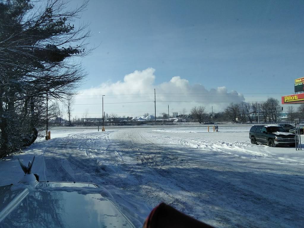 Pilot Travel Center | restaurant | 4105 US-30, Valparaiso, IN 46383, USA | 2194641644 OR +1 219-464-1644