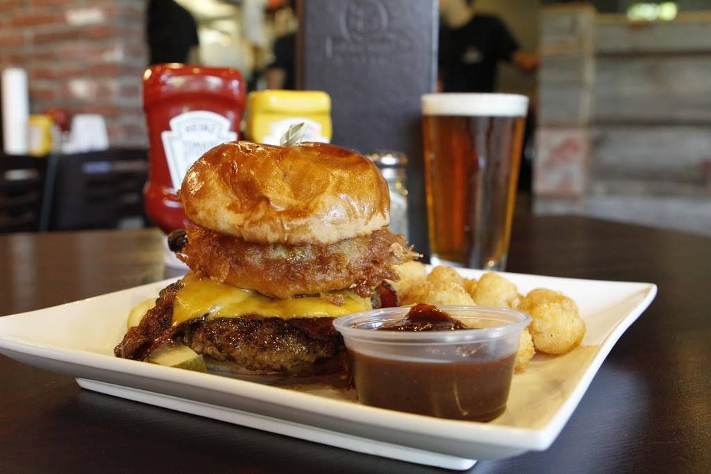 Trail Stop Tavern | restaurant | 525 Diffley Rd, Eagan, MN 55123, USA | 6514933035 OR +1 651-493-3035