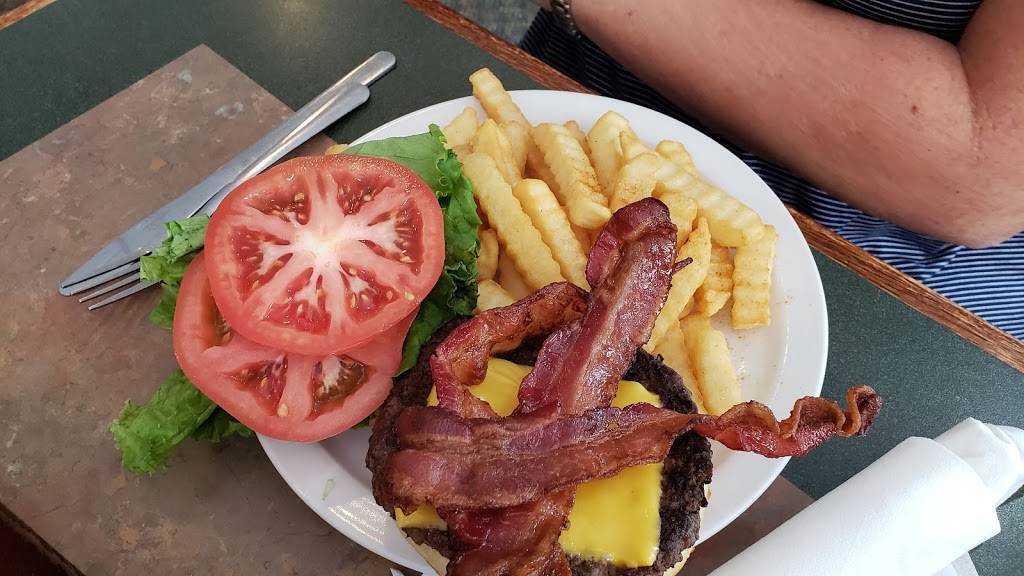 J Ks Kitchen | restaurant | 6 Long Shoals Rd # B, Arden, NC 28704, USA | 8285051957 OR +1 828-505-1957