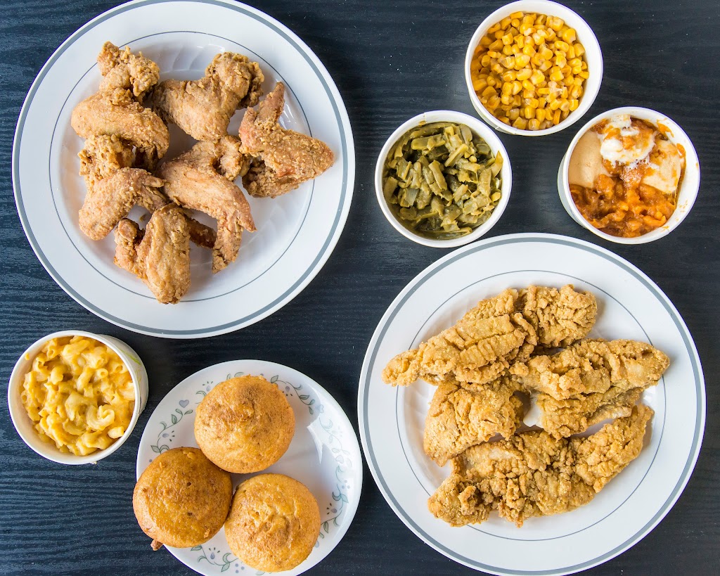 The Chicken Man | restaurant | 4939 Temple Hill Rd, Marlow Heights, MD 20748, USA | 3016303301 OR +1 301-630-3301