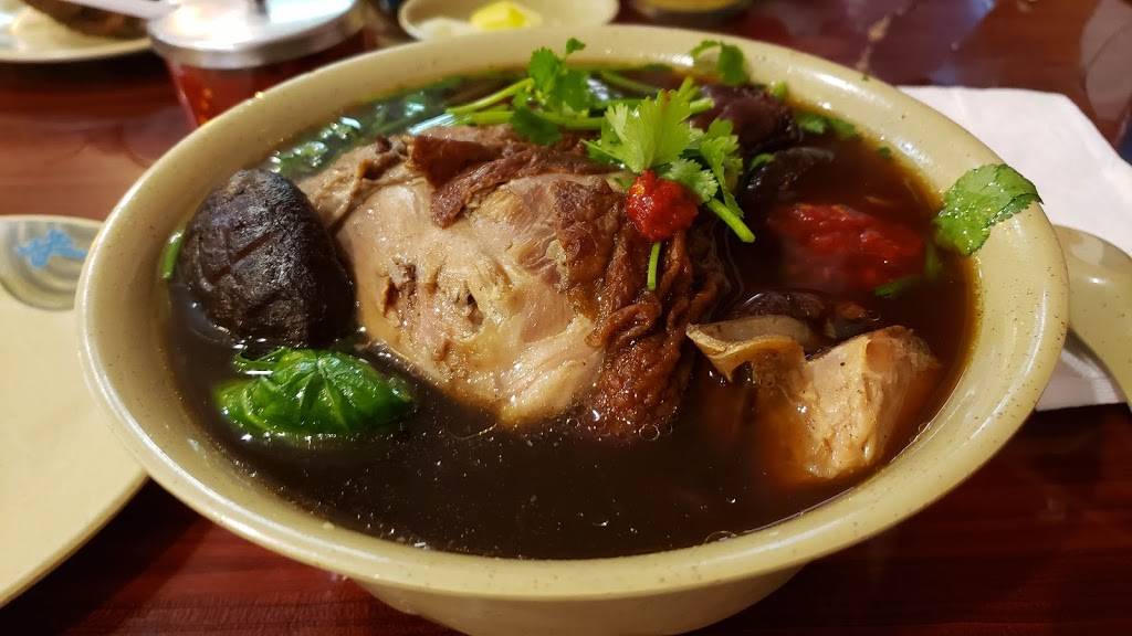 Phat Ky Mi Gia Restaurant | restaurant | 14140 Brookhurst St, Garden Grove, CA 92843, USA | 7145309228 OR +1 714-530-9228