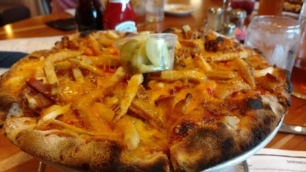 Canton Brewing Company | restaurant | 120 3rd St NW, Canton, OH 44702, USA | 3304090343 OR +1 330-409-0343