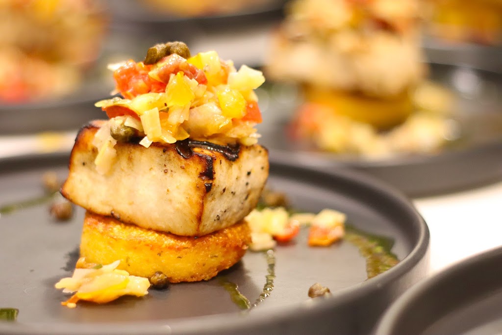 Roots Restaurant | restaurant | 13499 Bell Tower Dr Suite E-518A, Fort Myers, FL 33907, USA | 2394373935 OR +1 239-437-3935