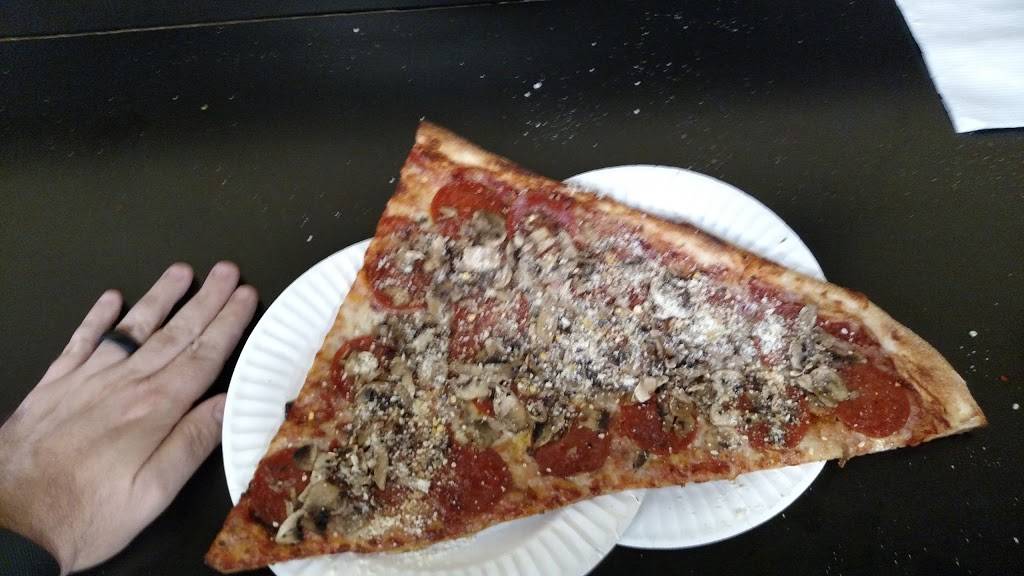 Mimmos Pizza | restaurant | 71 Pleasant St, Northampton, MA 01060, USA | 4135841711 OR +1 413-584-1711