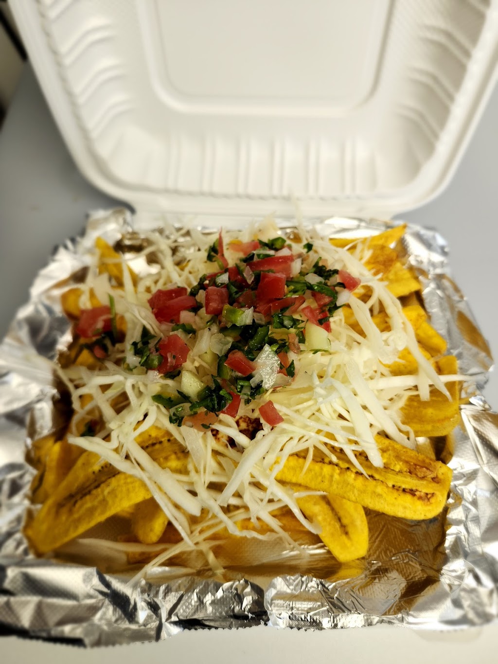 La Gordita Feliz | restaurant | 2121 University Blvd W, Wheaton, MD 20902, USA | 2408873973 OR +1 240-887-3973