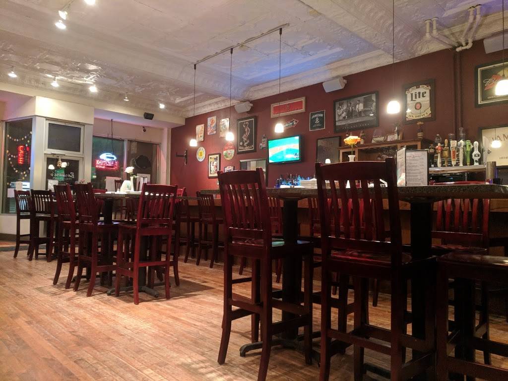 Barbieres Italian Inn South Milwaukee | restaurant | 1021 Milwaukee Ave, South Milwaukee, WI 53172, USA | 4147641234 OR +1 414-764-1234