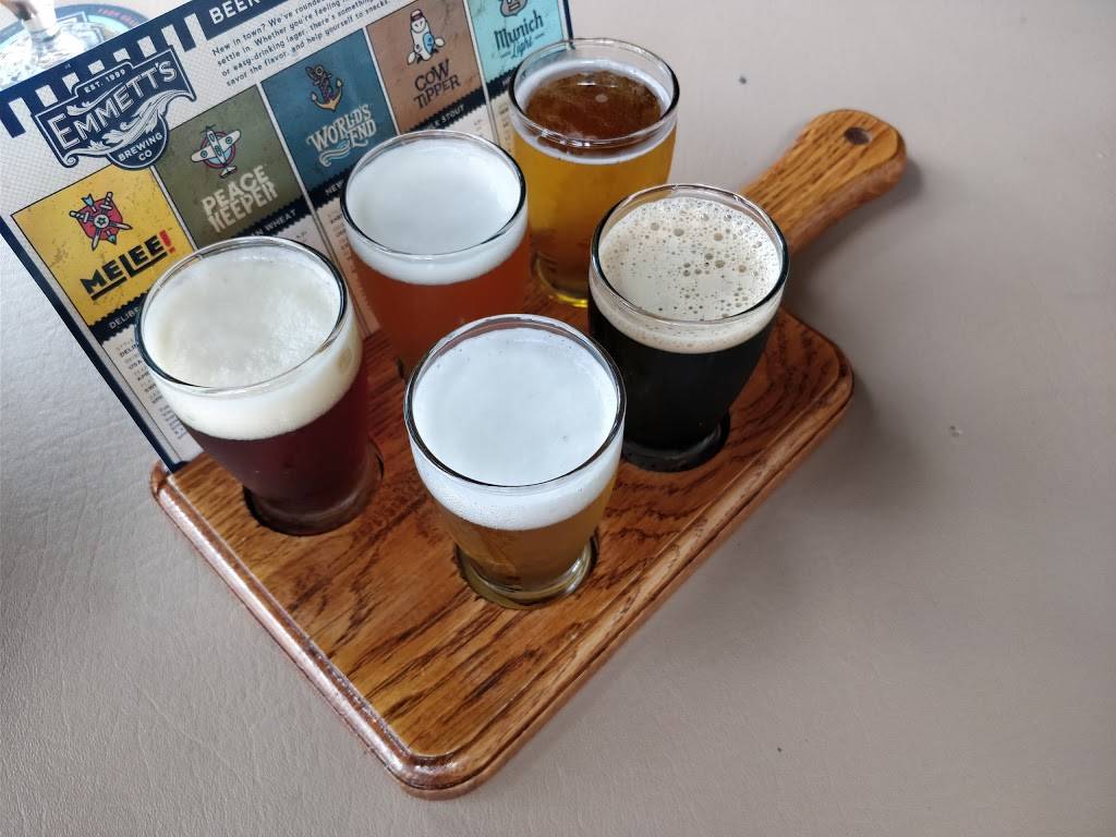 Emmetts Brewing Company | restaurant | 121 W Front St, Wheaton, IL 60187, USA | 6304807181 OR +1 630-480-7181