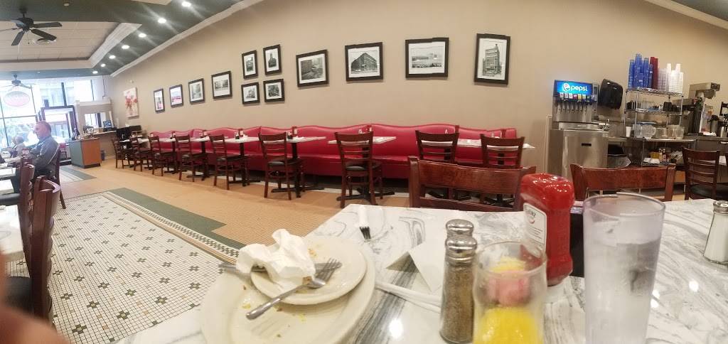 cafe deVine | restaurant | 41 E 4th St, Cincinnati, OH 45202, USA | 5132414448 OR +1 513-241-4448