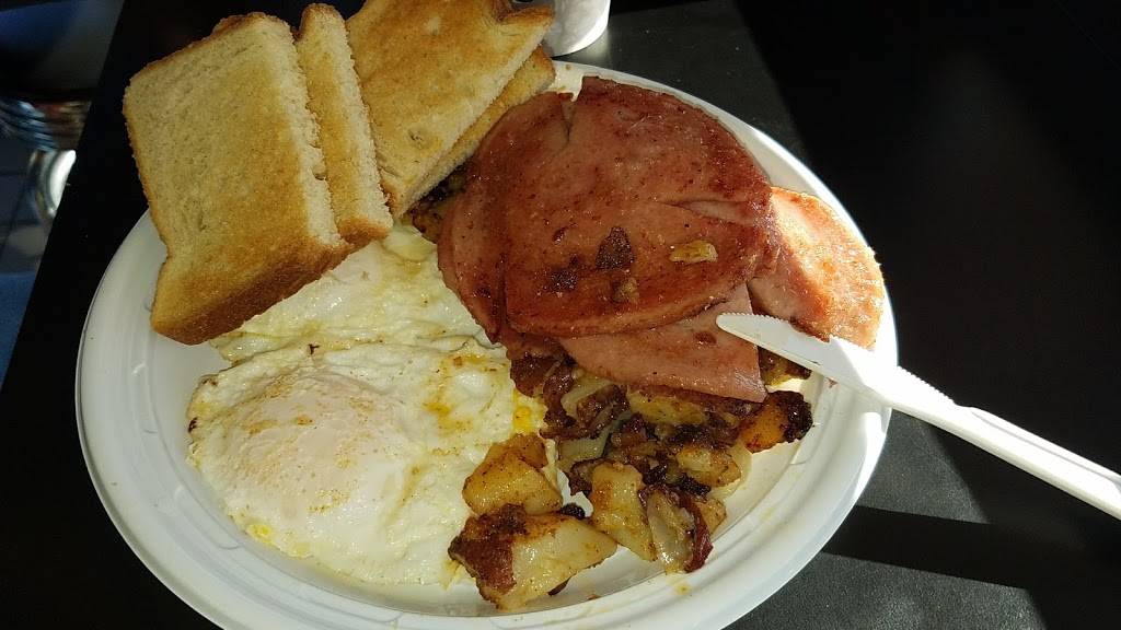 Munchys | restaurant | 139 Newark Pompton Turnpike, Little Falls, NJ 07424, USA | 9732567960 OR +1 973-256-7960