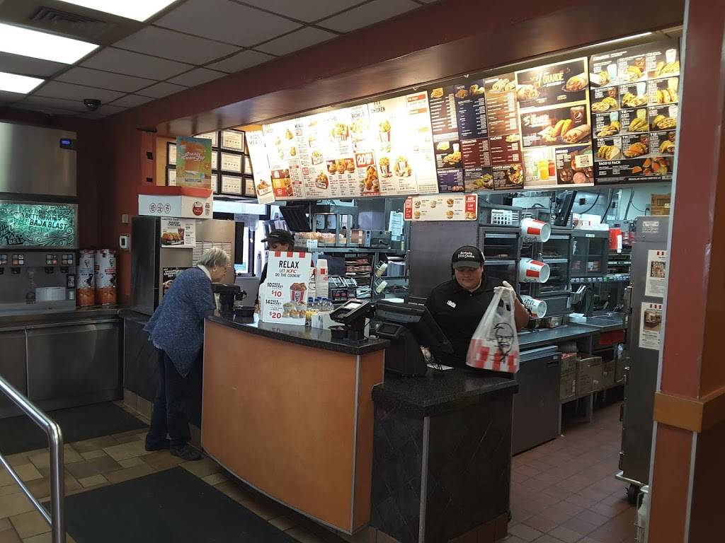 KFC | restaurant | 14076 Nacogdoches Rd, San Antonio, TX 78247, USA | 2106538814 OR +1 210-653-8814