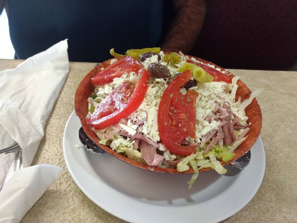 The Original Stavros Pizza House | restaurant | 262 S Beach St, Daytona Beach, FL 32114, USA | 3862585041 OR +1 386-258-5041