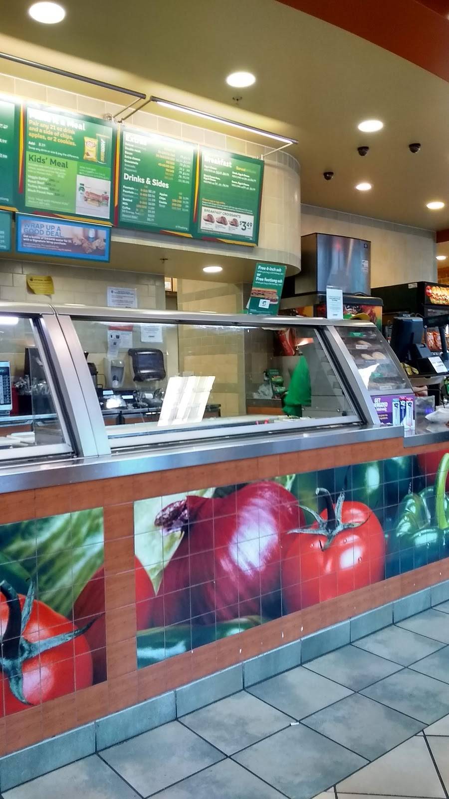 Subway Restaurants | restaurant | 700 4th St #111, San Francisco, CA 94107, USA | 4154956341 OR +1 415-495-6341