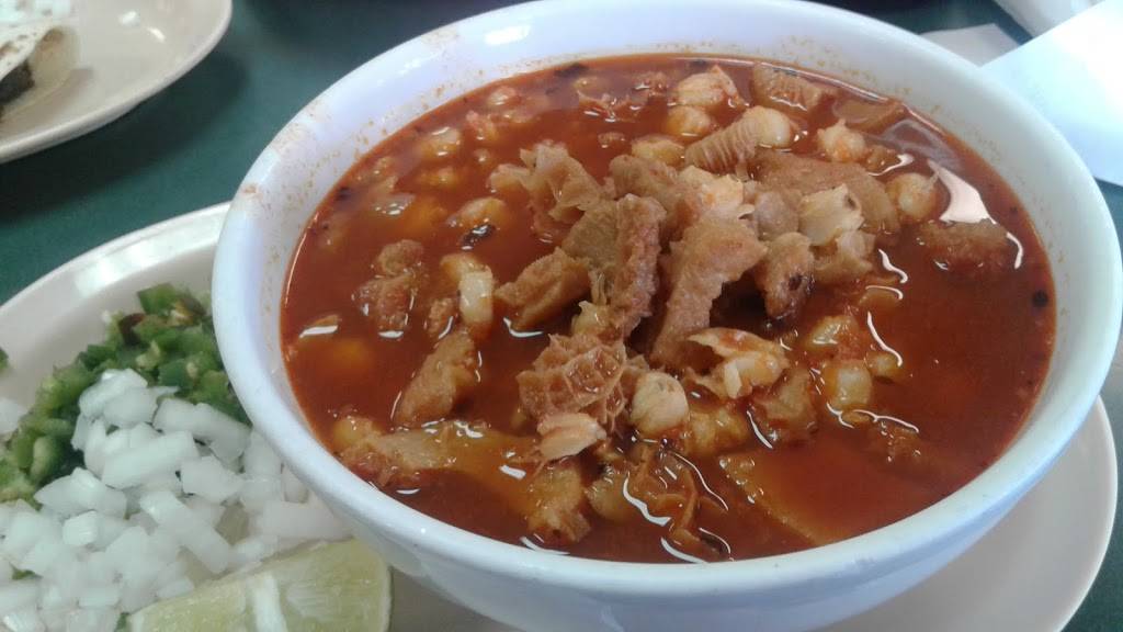 Panchos Mexican Restaurant | restaurant | 1005 Enrique M. Barrera Pkwy, San Antonio, TX 78237, USA | 2104332800 OR +1 210-433-2800