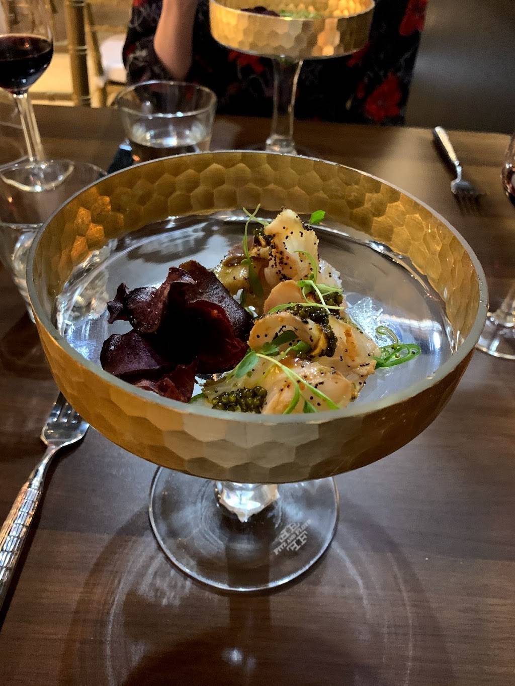 Hyde N Chic Restaurant | restaurant | 923 Creech Rd, Naples, FL 34105, USA | 2394043065 OR +1 239-404-3065