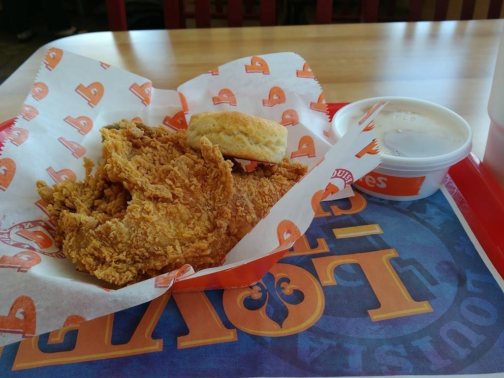 Popeyes Louisiana Kitchen | restaurant | 2170 State St, New Albany, IN 47150, USA | 8129200307 OR +1 812-920-0307