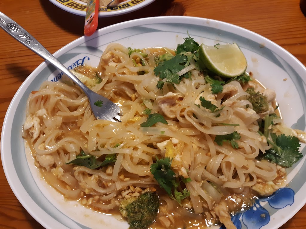 Locks Thai Cuisine | restaurant | 509 Main St, Jetmore, KS 67854, USA | 6203576310 OR +1 620-357-6310