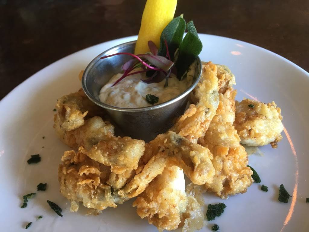 French Quarter New Orleans, Charlevoix | meal delivery | 100 Michigan Ave, Charlevoix, MI 49720, USA | 2314373993 OR +1 231-437-3993