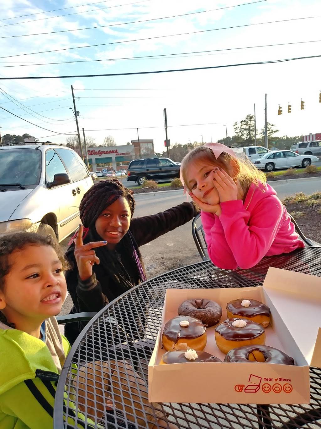 Dunkin | bakery | 1501 E Broad Ave Suite A, Rockingham, NC 28379, USA | 9104348777 OR +1 910-434-8777