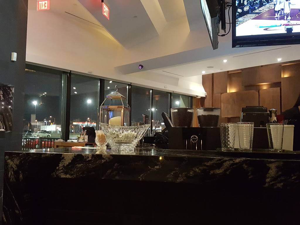 Spoon & Fork Plus | restaurant | 478, 12 Dundas St W #12, Oakville, ON L6H 6R8, Canada | 9052576882 OR +1 905-257-6882