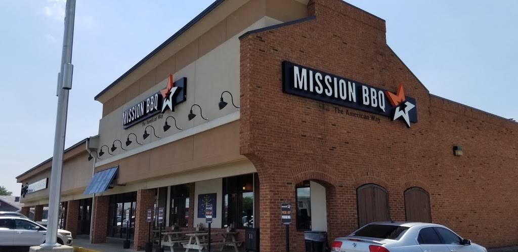 MISSION BBQ | restaurant | 1530 N Green River Rd, Evansville, IN 47715, USA | 8122130200 OR +1 812-213-0200