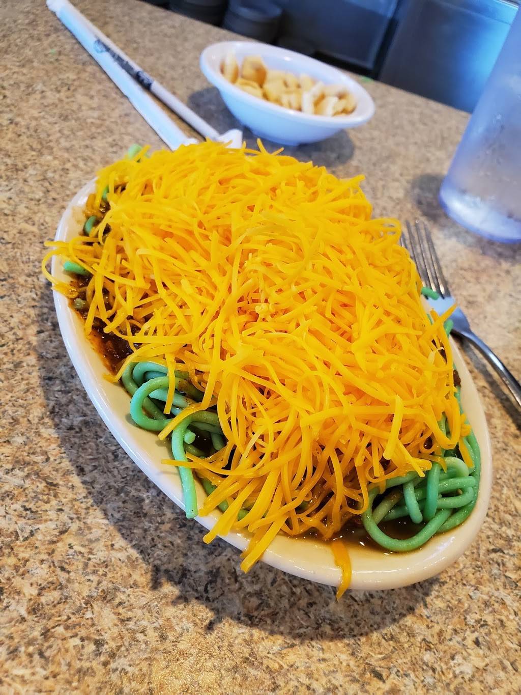 Skyline Chili | restaurant | 7707 Montgomery Rd, Cincinnati, OH 45236, USA | 5137917902 OR +1 513-791-7902