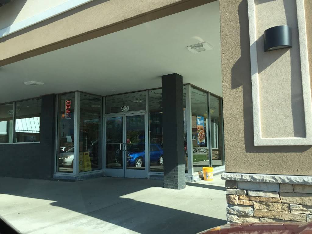 Subway | restaurant | 920 Trowbridge Rd, East Lansing, MI 48823, USA | 5173363300 OR +1 517-336-3300