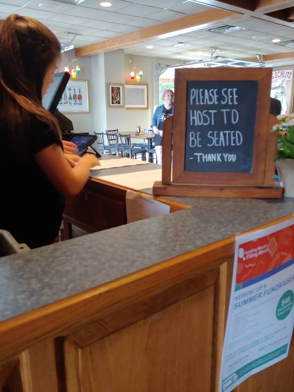 Ellas Public House | restaurant | W325S1767 Mickle Rd, Delafield, WI 53018, USA | 2622014545 OR +1 262-201-4545