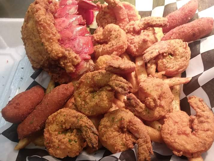 Louvenias Seafood Market LLC | restaurant | 1121 Telfair St, Dublin, GA 31021, USA | 4783537853 OR +1 478-353-7853