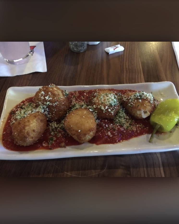 Village Pub | restaurant | 3759 Center Rd, Perry, OH 44081, USA | 4402598391 OR +1 440-259-8391