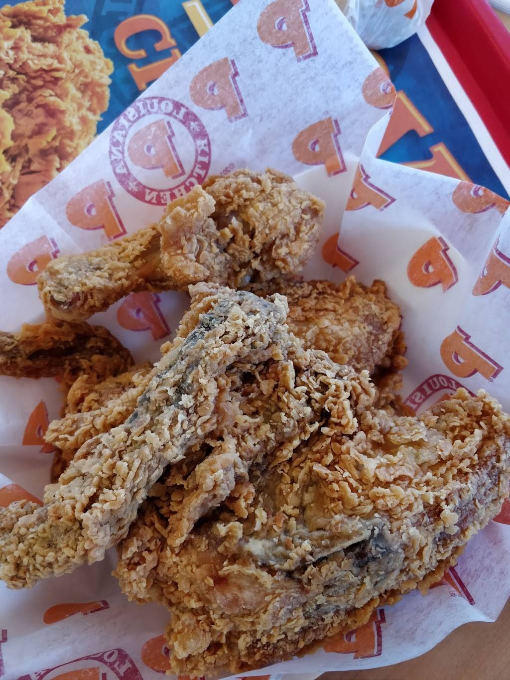 Popeyes Louisiana Kitchen | restaurant | 414 S Lincolnway St, North Aurora, IL 60542, USA | 6308969722 OR +1 630-896-9722