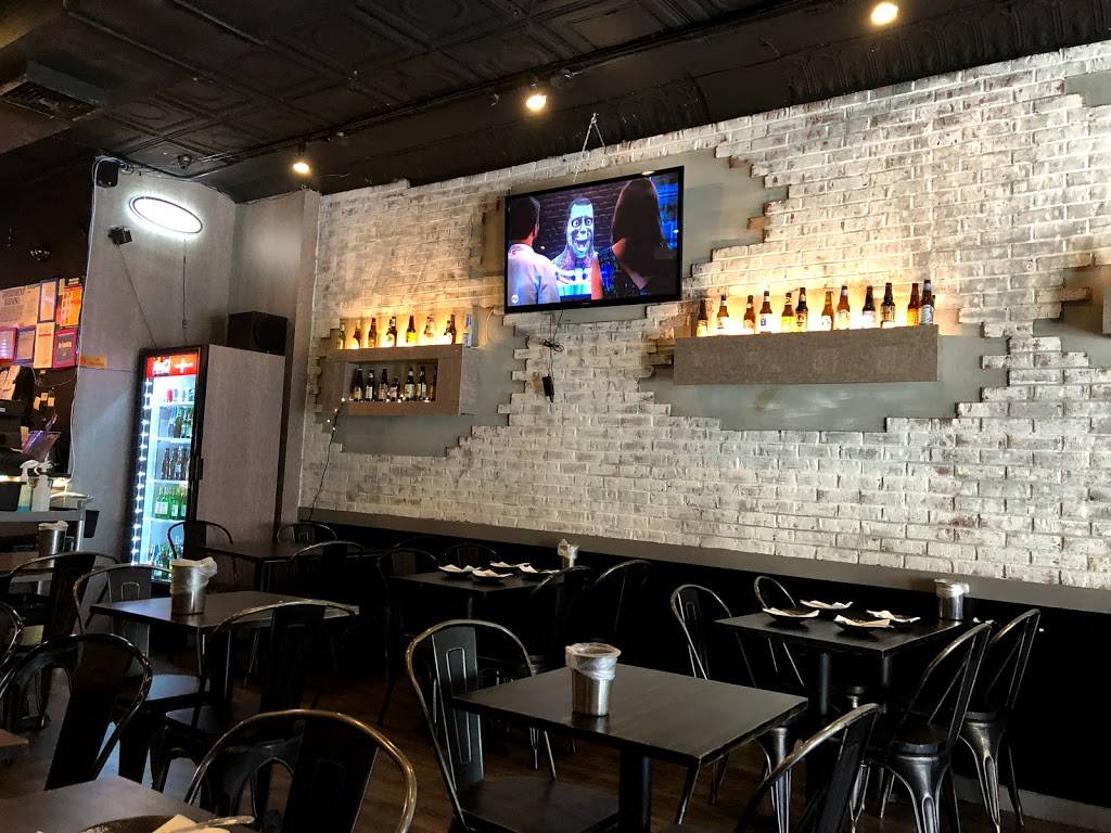 Pelicana Chicken | restaurant | 47-08 Greenpoint Ave, Sunnyside, NY 11104, USA | 7182556650 OR +1 718-255-6650