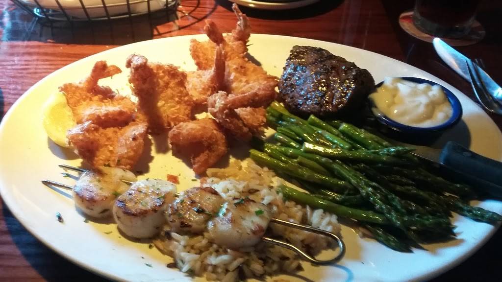 Red Lobster | restaurant | 2625 W Memorial Rd, Oklahoma City, OK 73134, USA | 4057551390 OR +1 405-755-1390