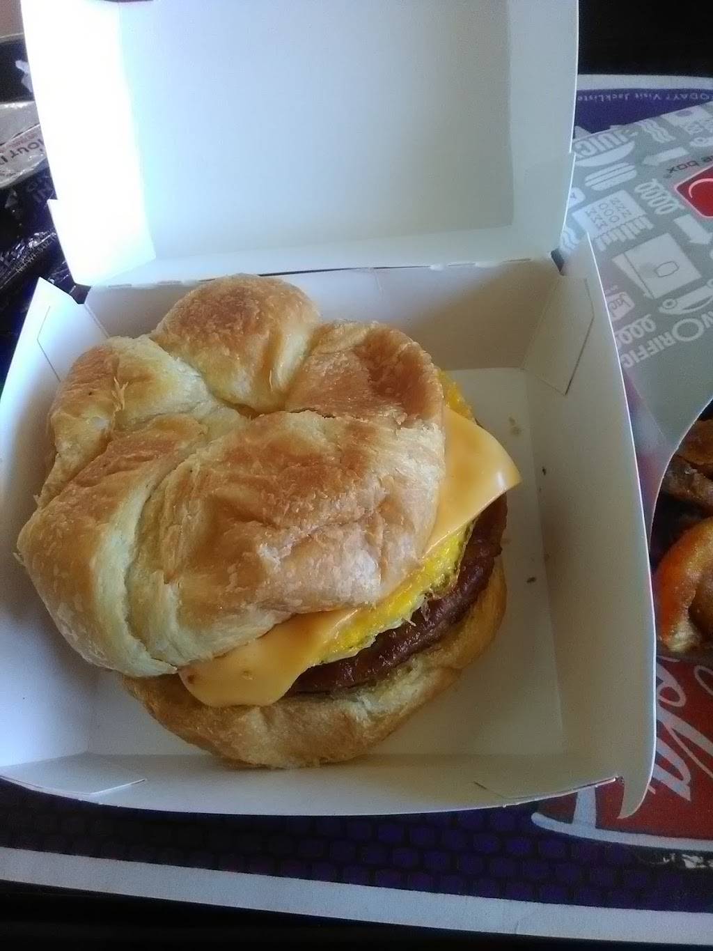 Jack in the Box | restaurant | 515 S Henderson St, Fort Worth, TX 76104, USA | 8173367952 OR +1 817-336-7952