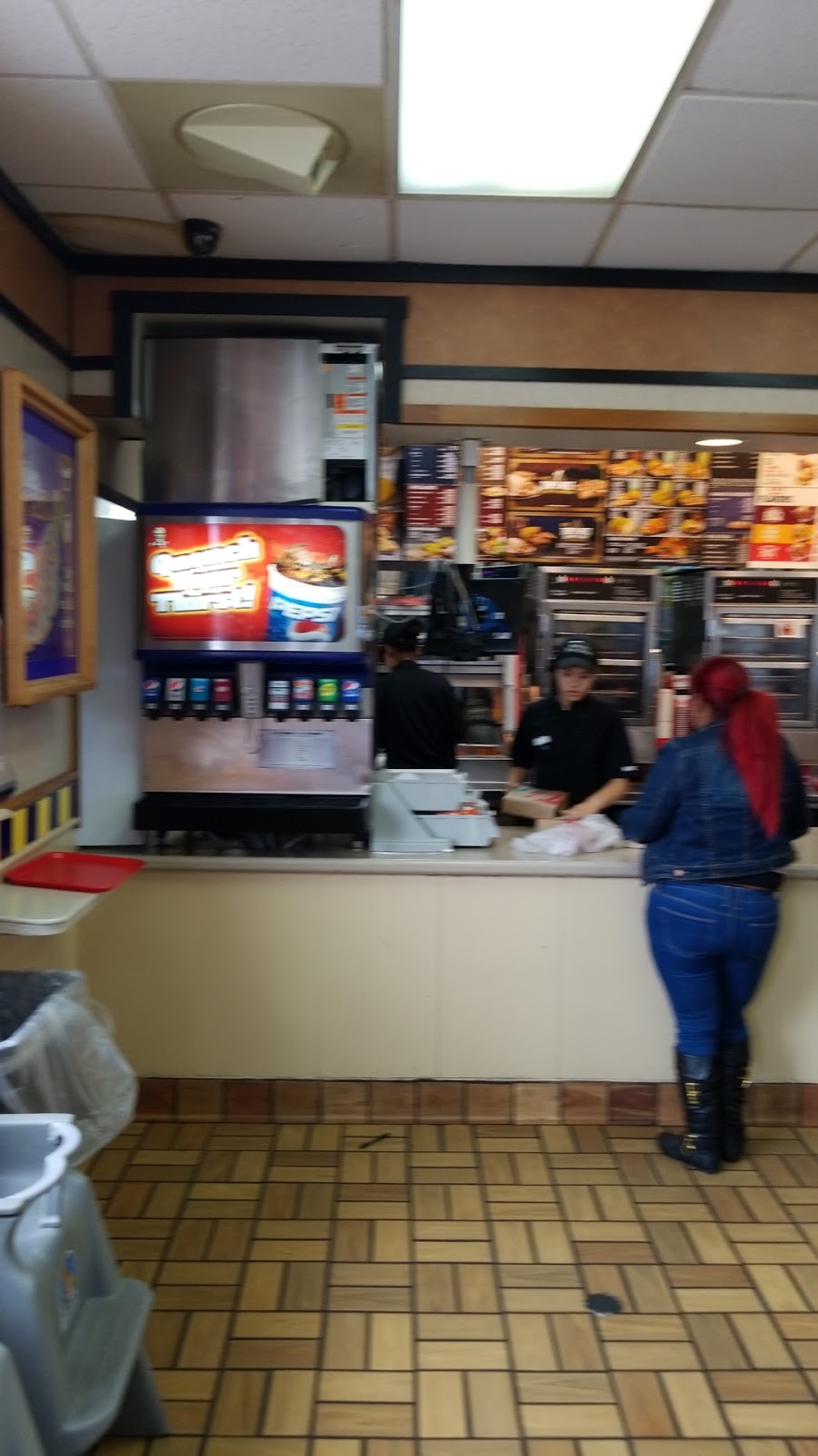 Taco Bell | restaurant | 177 W Allegheny Ave, Philadelphia, PA 19133, USA | 2157391717 OR +1 215-739-1717