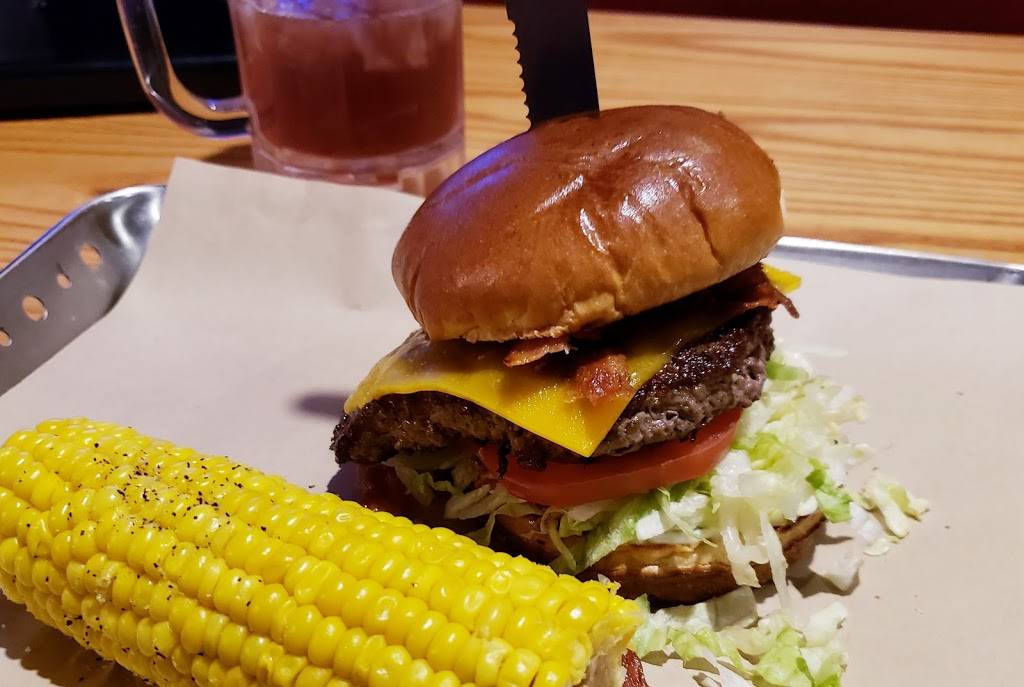 Chilis Grill & Bar | meal takeaway | 3917 S Gilbert Rd, Gilbert, AZ 85296, USA | 4808124636 OR +1 480-812-4636