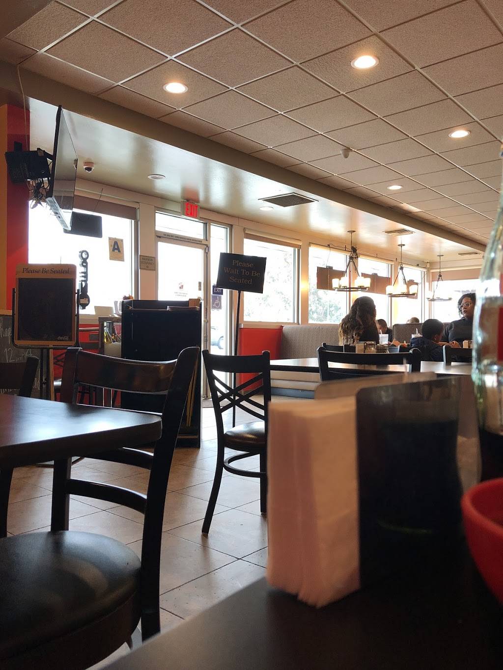 Birrieria Don Rafa | restaurant | 560 Broadway, Chula Vista, CA 91910, USA | 6199345135 OR +1 619-934-5135