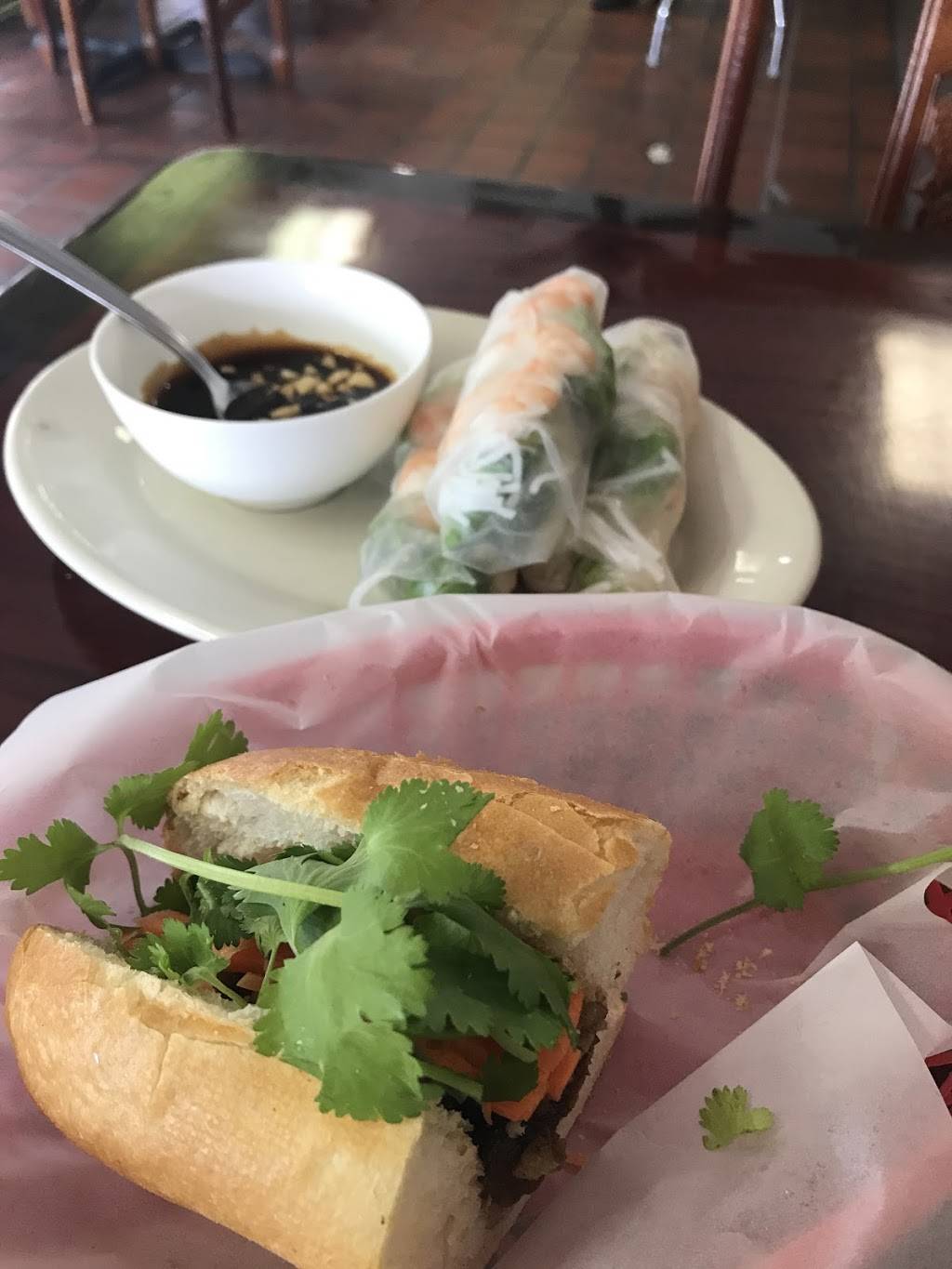 Kim Tai Restaurant | restaurant | 2602 Fannin St, Houston, TX 77002, USA | 7136520644 OR +1 713-652-0644