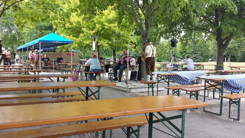 Estabrook Beer Garden | restaurant | 4600 Estabrook Pkwy, Milwaukee, WI 53211, USA | 4142262728 OR +1 414-226-2728