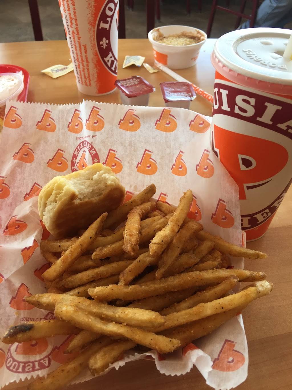Popeyes Louisiana Kitchen | restaurant | 7723 Bardstown Rd, Louisville, KY 40291, USA | 5029157984 OR +1 502-915-7984