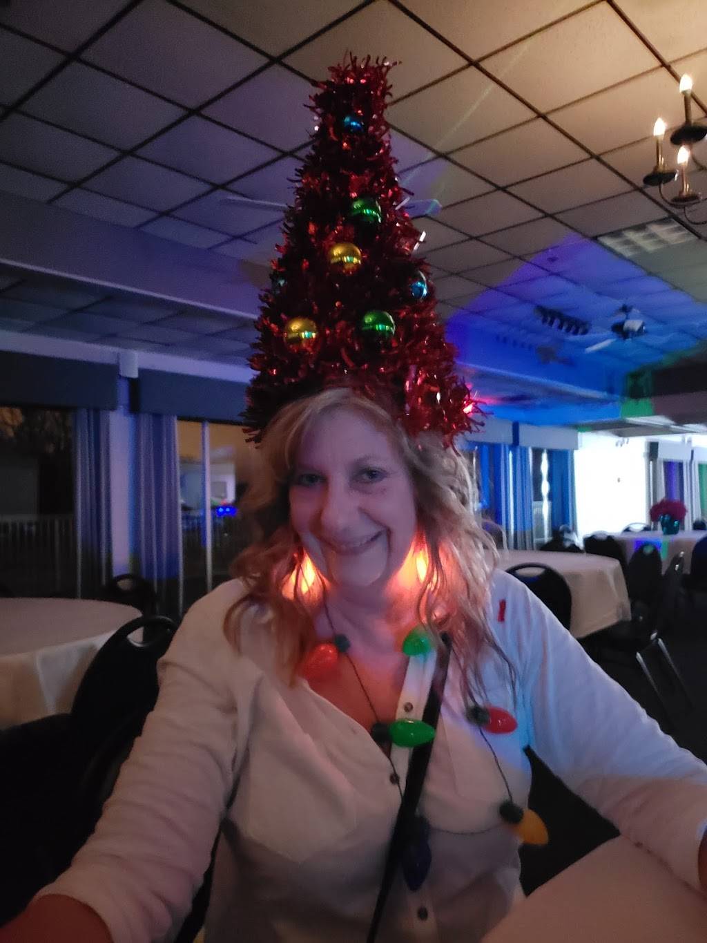 Snappers Bar & Grill | restaurant | 332 E Liberty Ln, Danville, IL 61832, USA | 2174423320 OR +1 217-442-3320