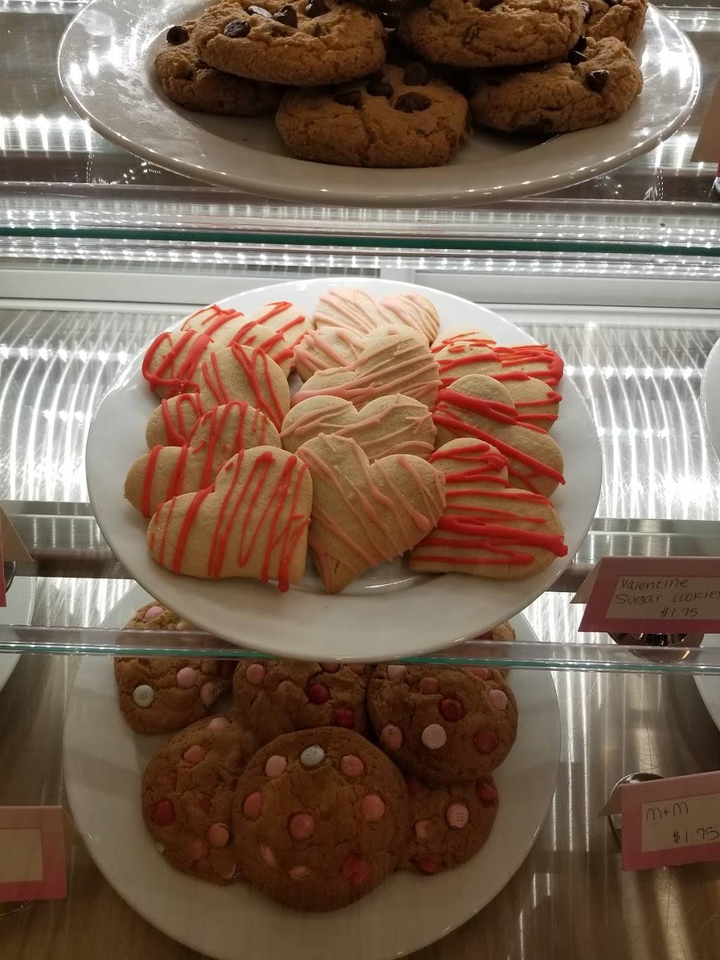 Frankie and Darlings | restaurant | 27110 Cinco Ranch Blvd #1300, Katy, TX 77494, USA | 8329138765 OR +1 832-913-8765