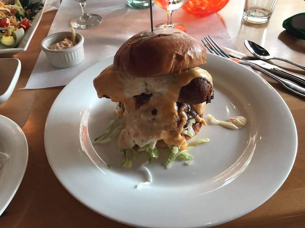 Barley & Rye Bistro | restaurant | 1320 5th Ave, Moline, IL 61265, USA | 3097571557 OR +1 309-757-1557