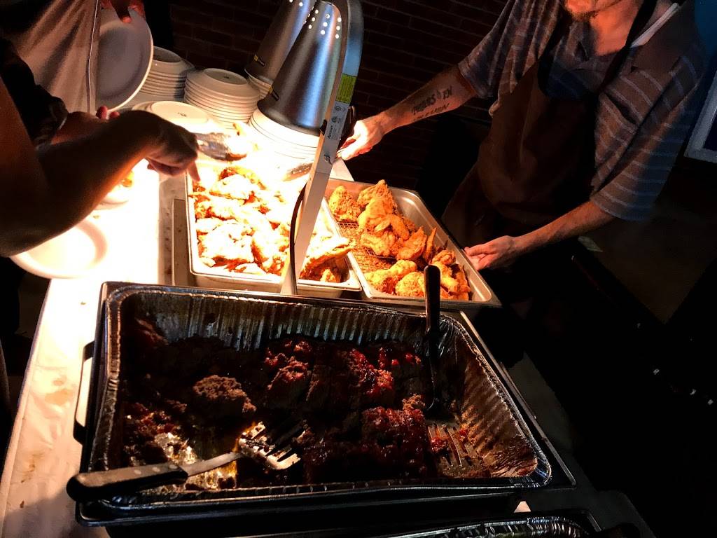 Blue Isle Home-Style Restaurant and Bar | restaurant | 410 Boone Ave, Winchester, KY 40391, USA | 8593854488 OR +1 859-385-4488